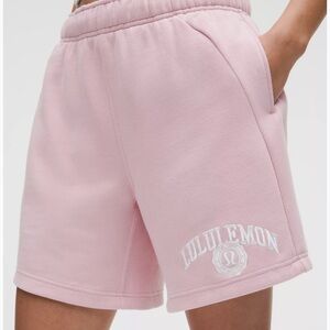 lululemon athletica Oversized Scuba Mid Rise 7’ Shorts - Pink haze